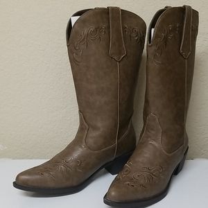 Women's western boots